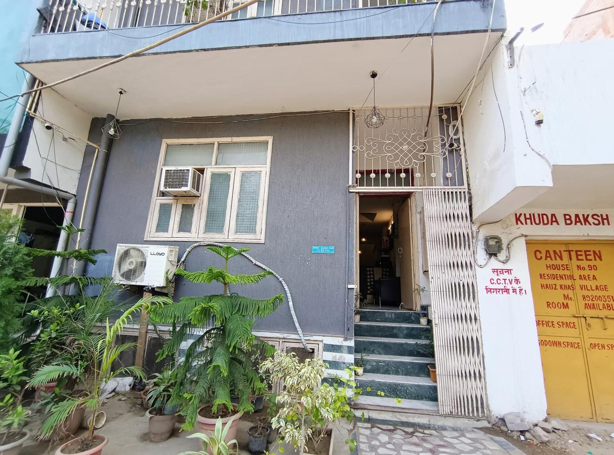 Hotel Hauz Khas Fort View New Delhi Bagian luar foto