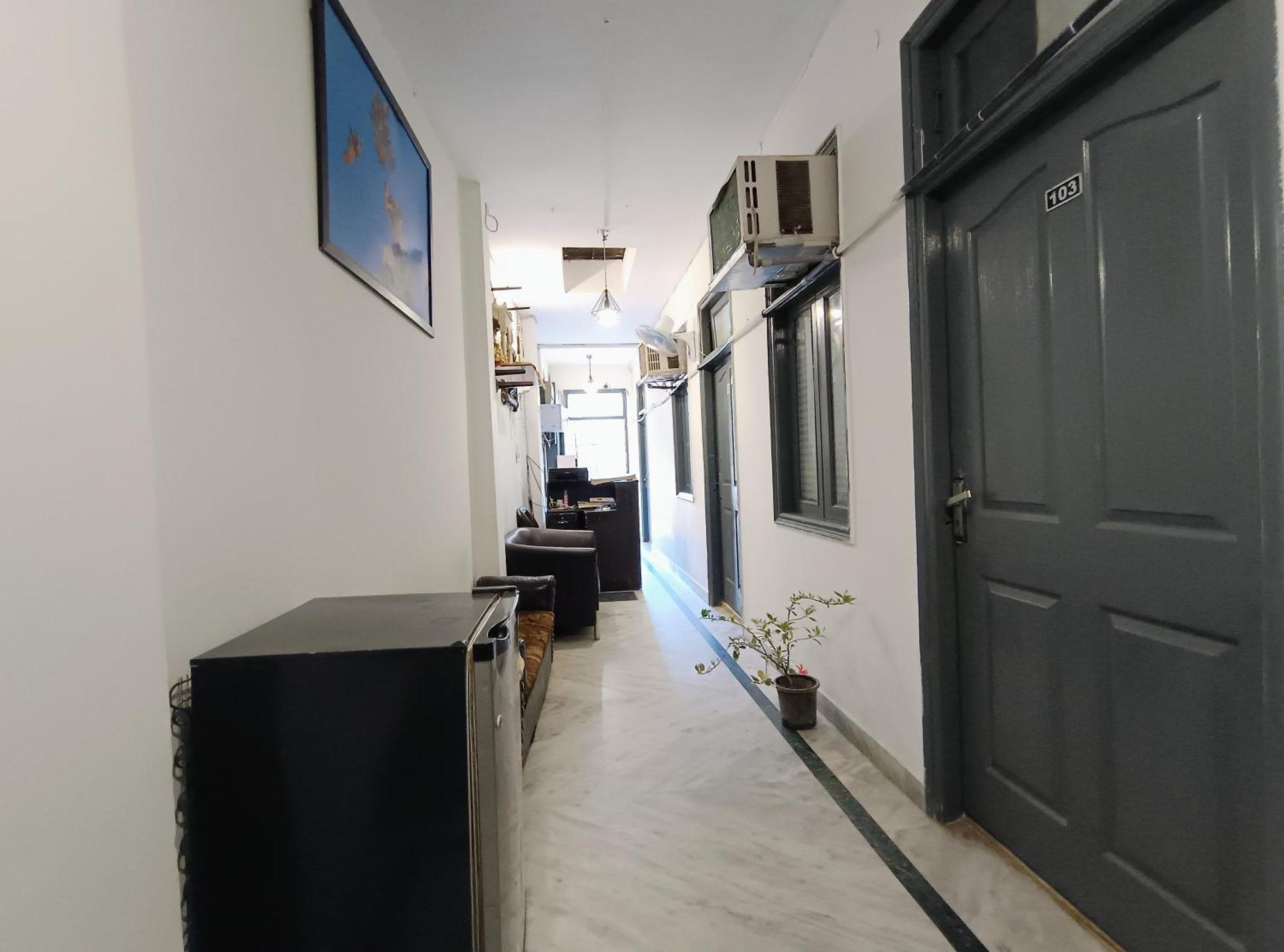 Hotel Hauz Khas Fort View New Delhi Bagian luar foto